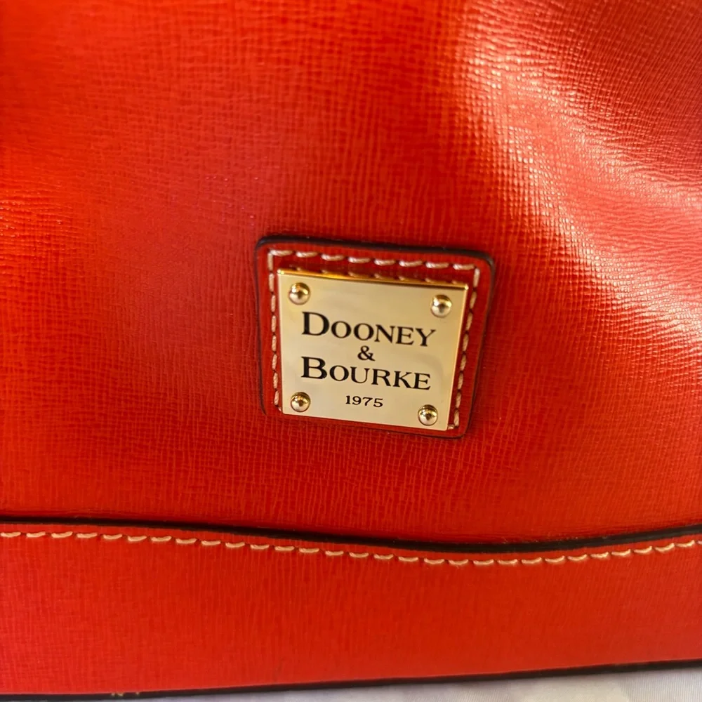 Dooney & Bourke Saffiano Kendall Crossbody Fall Tomato Bag Purse NEW - Picture 3 of 16